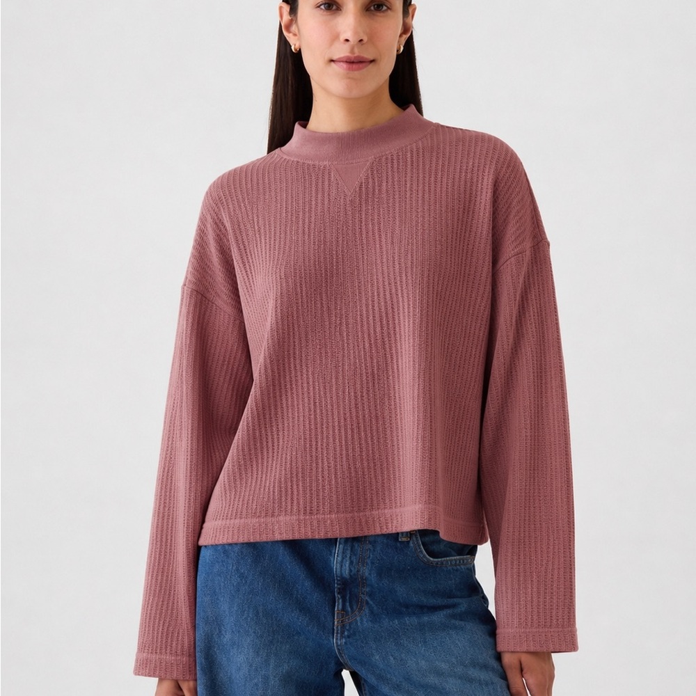 GAP mockneck waffle pullover